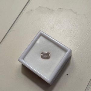 Morganite loose stone 1.25 CT